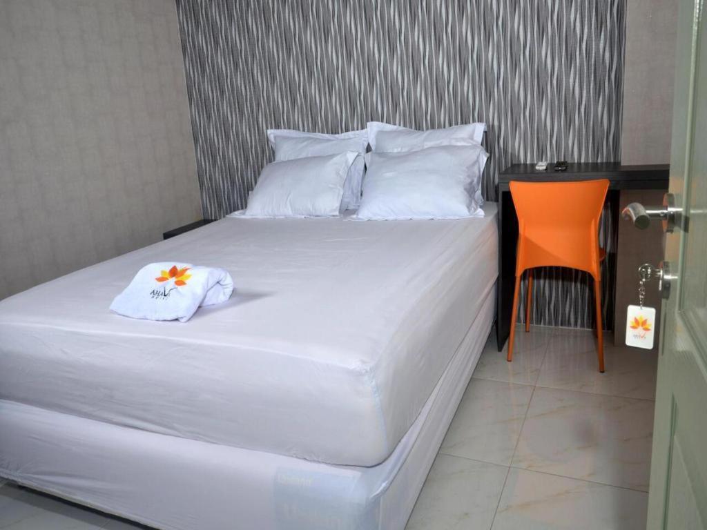 Hotel Ahava Magelang Extérieur photo