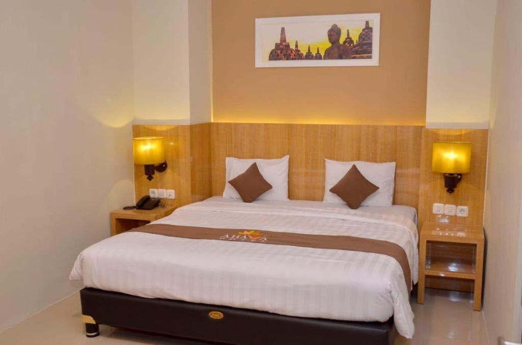 Hotel Ahava Magelang Extérieur photo