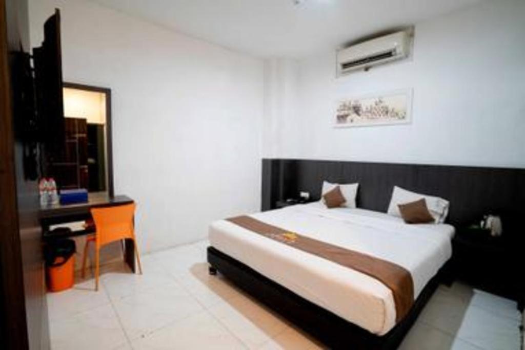 Hotel Ahava Magelang Extérieur photo