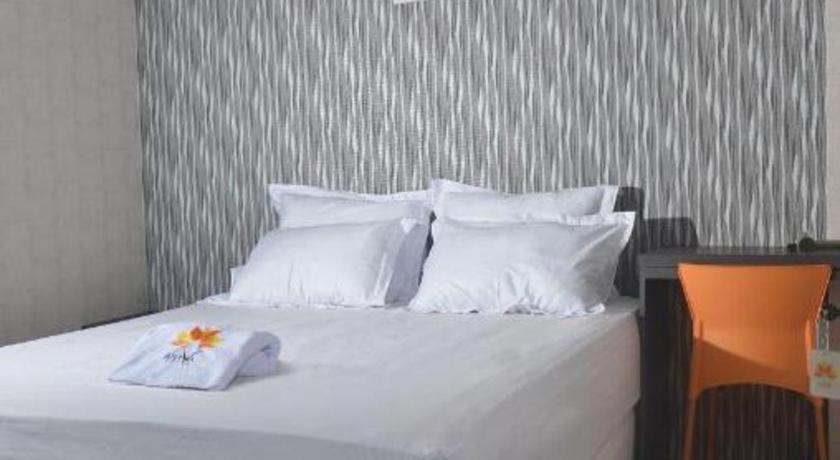 Hotel Ahava Magelang Extérieur photo