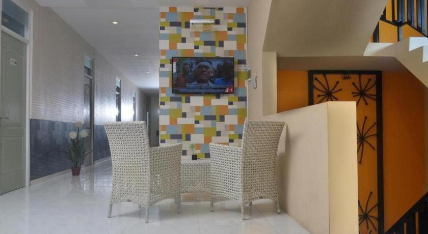 Hotel Ahava Magelang Extérieur photo